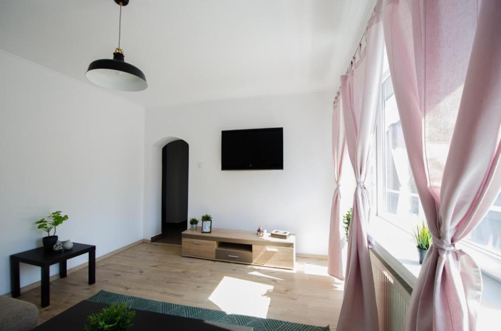 Bright Apartment Near Cismigiu And Old Town بوخارست المظهر الخارجي الصورة
